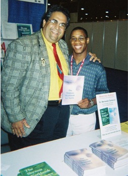 Professor of psychology Bernie Carducci (left) and IU Southeast '067 graduate Quentin Stubbins at the meeting of the American Psychological Association.