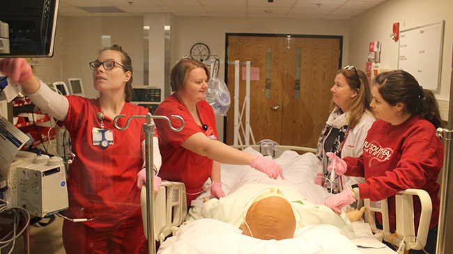 Nursing students in Sanders Nursing Lab